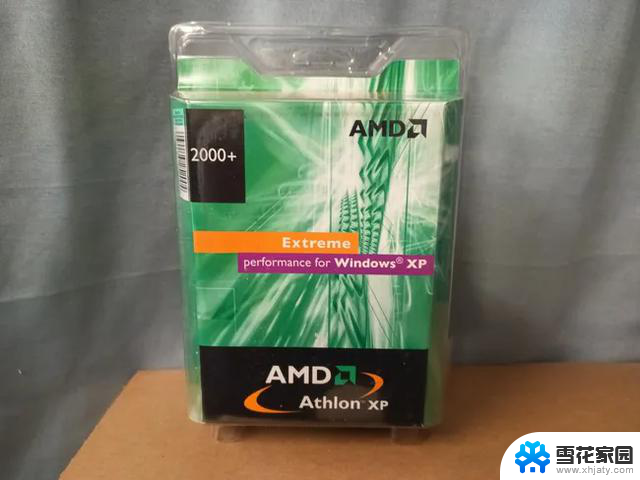 22年前的古董：未开封的AMD Athlon XP 2000处理器现身，引起热议