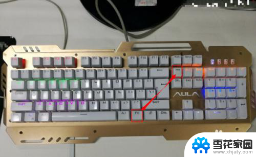 惠普机械键盘怎么开启灯光 惠普键盘灯光颜色调节